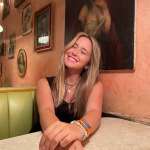 Meet your Posher, Mary